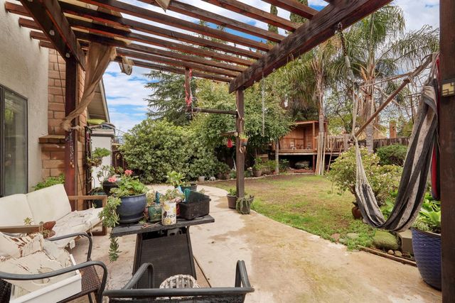 658 Sandpiper Cir, Lodi, CA 95240