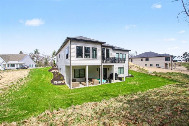 2897 Duneside Trail, Muskegon, MI 49441