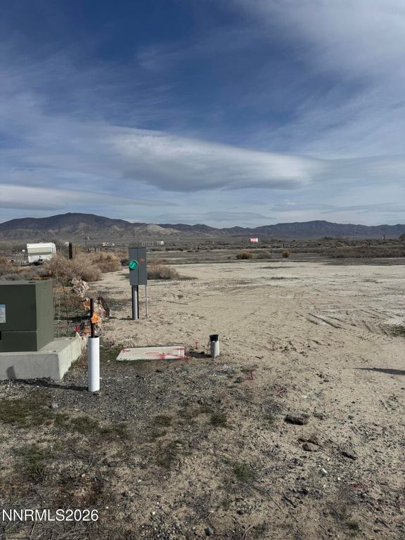 Image 1 of property listing at 68 River Banks Court, Lovelock, NV 89419