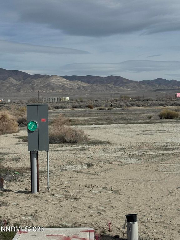 Image 4 of property listing at 68 River Banks Court, Lovelock, NV 89419