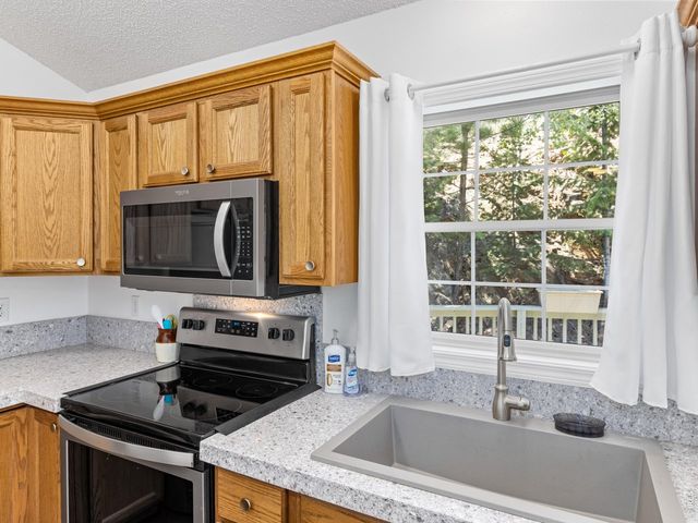 2709 Sunrise Ct, Estes Park, CO 80517