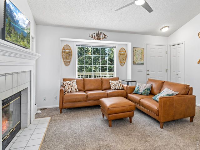 2709 Sunrise Ct, Estes Park, CO 80517