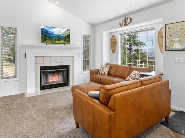 2709 Sunrise Ct, Estes Park, CO 80517