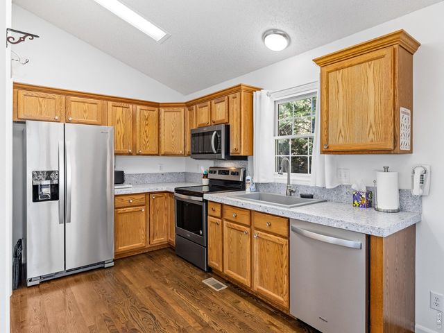 2709 Sunrise Ct, Estes Park, CO 80517