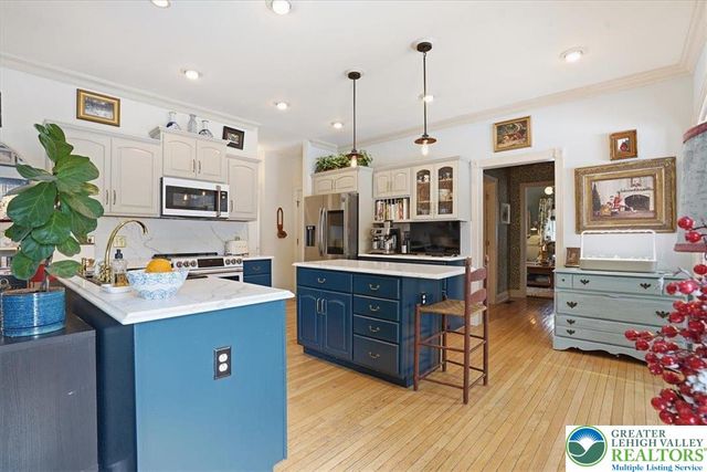 635 Kathleen Drive, Nazareth, PA 18064