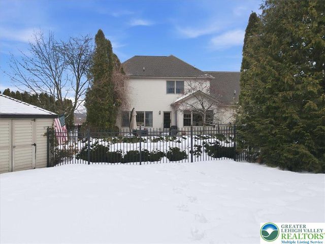 635 Kathleen Drive, Nazareth, PA 18064