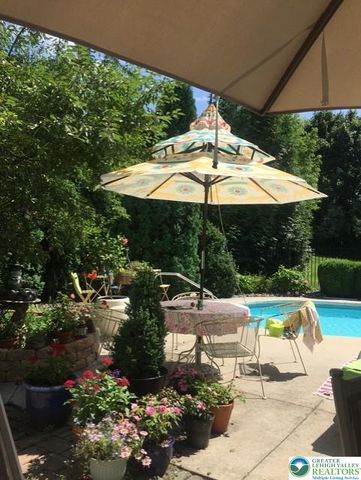 635 Kathleen Drive, Nazareth, PA 18064