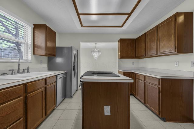 7456 Mapleleaf Court, Columbus, OH 43235