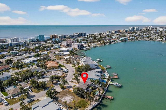 14071 N BAYSHORE DRIVE, Madeira Beach, FL 33708