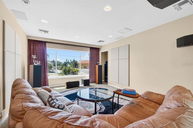 14071 N BAYSHORE DRIVE, Madeira Beach, FL 33708