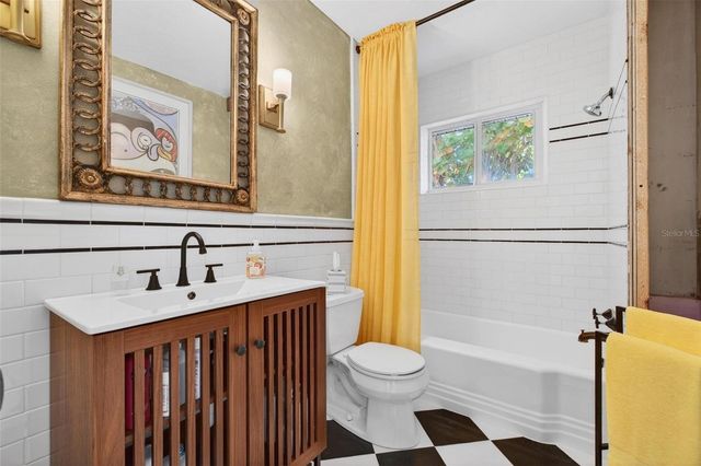 14071 N BAYSHORE DRIVE, Madeira Beach, FL 33708