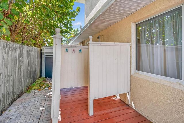 14071 N BAYSHORE DRIVE, Madeira Beach, FL 33708