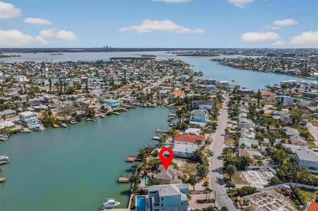 14071 N BAYSHORE DRIVE, Madeira Beach, FL 33708