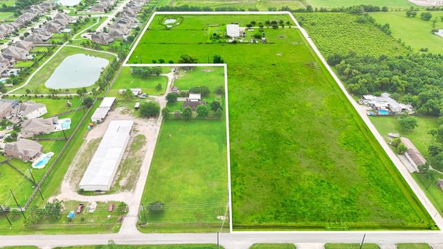 3525 Charles Avenue, Pearland, TX 77584