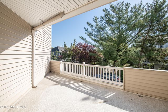 10 Seawinds Way, Long Branch, NJ 07740