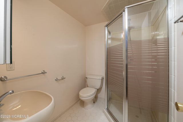 10 Seawinds Way, Long Branch, NJ 07740
