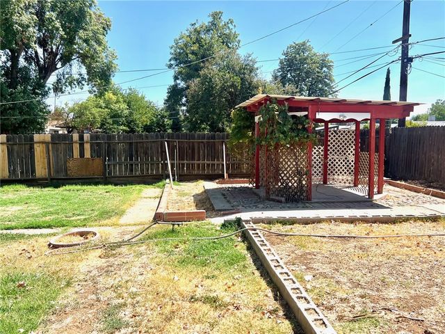 1550 Primrose Avenue, Merced, CA 95340