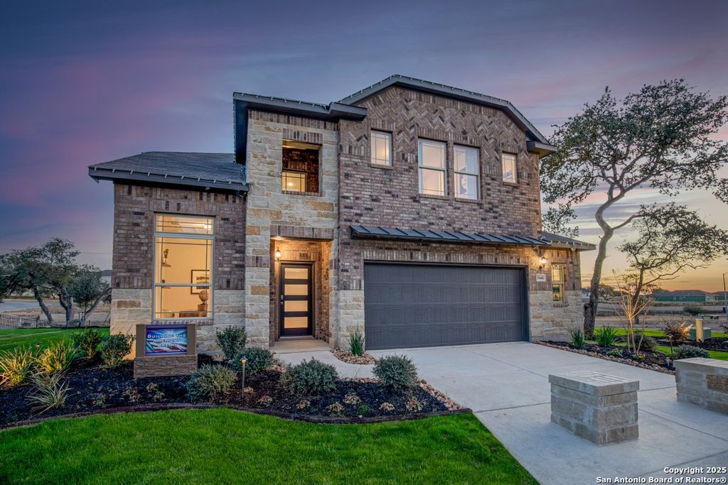 223 Gathering Drive, San Antonio, TX 78253