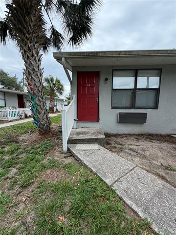 1400 STRAWBERRY PLACE 33, Plant City, FL 33563