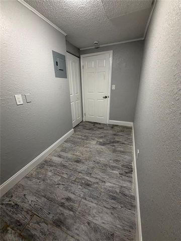 1400 STRAWBERRY PLACE 33, Plant City, FL 33563
