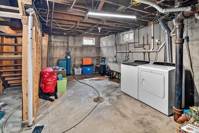 110 Pierce Street, Arlington, WI 53911