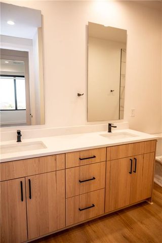 2940 Baltimore Avenue 1502, Kansas City, MO 64108