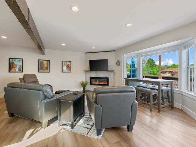 383 Explorer Ct Apt B, Grand Junction, CO 81507
