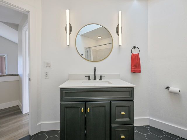 383 Explorer Ct Apt B, Grand Junction, CO 81507