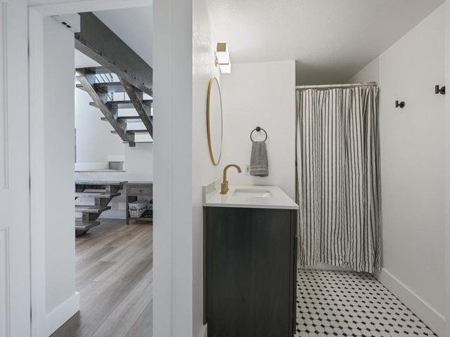 383 Explorer Ct Apt B, Grand Junction, CO 81507