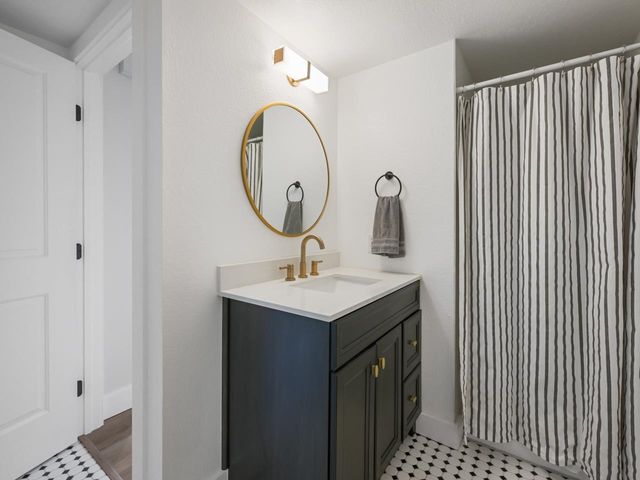 383 Explorer Ct Apt B, Grand Junction, CO 81507