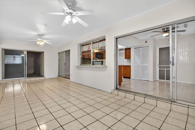 2540 NW 34th Terrace, Lauderdale Lakes, FL 33311
