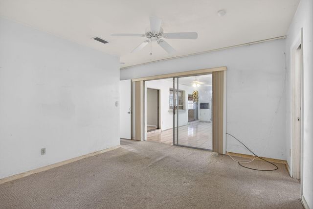 2540 NW 34th Terrace, Lauderdale Lakes, FL 33311