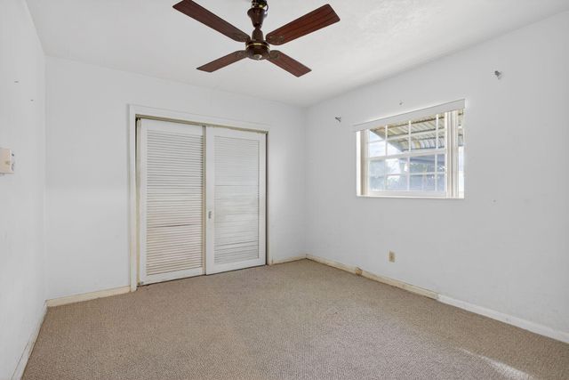 2540 NW 34th Terrace, Lauderdale Lakes, FL 33311