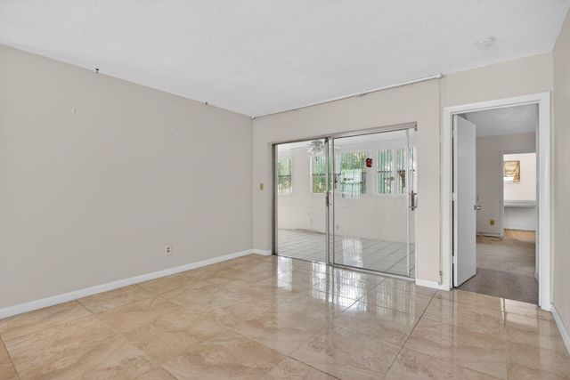 2540 NW 34th Terrace, Lauderdale Lakes, FL 33311