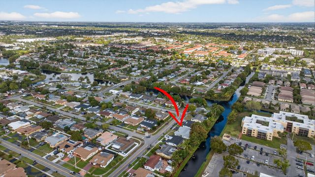 2540 NW 34th Terrace, Lauderdale Lakes, FL 33311