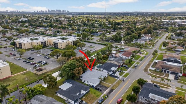 2540 NW 34th Terrace, Lauderdale Lakes, FL 33311