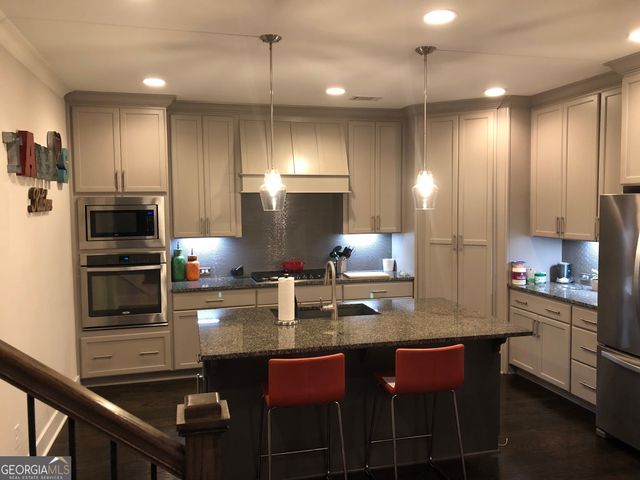 1801 Cromwell Walk, Dunwoody, GA 30338