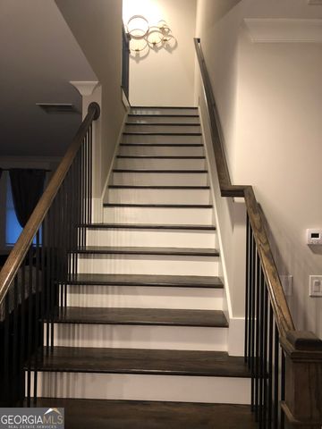 1801 Cromwell Walk, Dunwoody, GA 30338