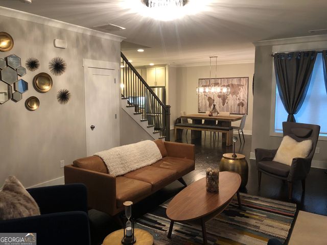 1801 Cromwell Walk, Dunwoody, GA 30338