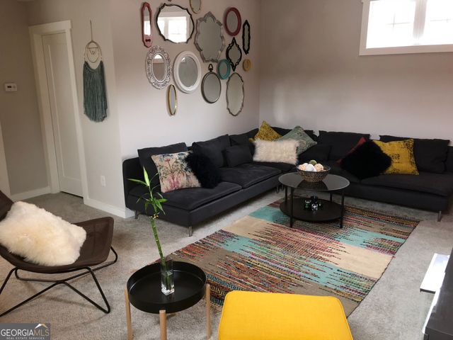 1801 Cromwell Walk, Dunwoody, GA 30338