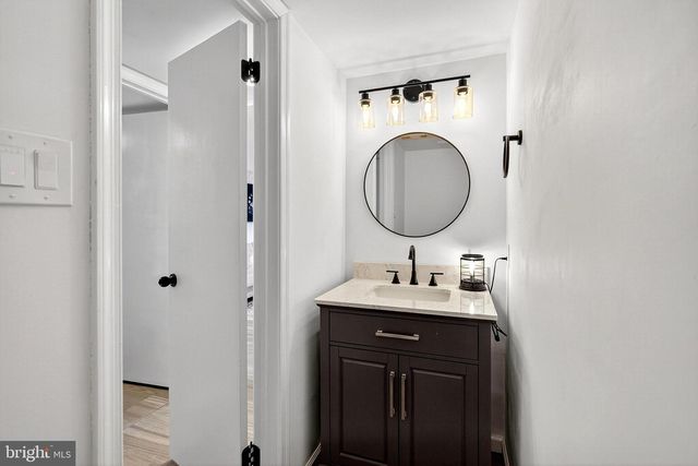 732 WHALERS COVE CT, Galloway, NJ 08205