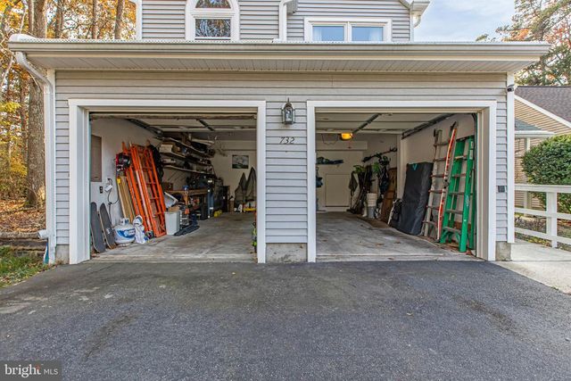 732 WHALERS COVE CT, Galloway, NJ 08205