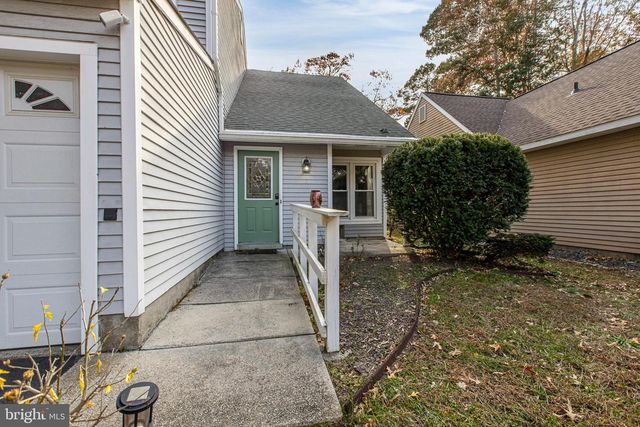 732 WHALERS COVE CT, Galloway, NJ 08205