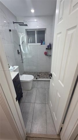 7430 Douglas St, Hollywood, FL 33024