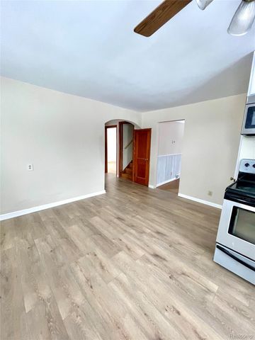 25430 22 Mile Road, Chesterfield Township, MI 48051