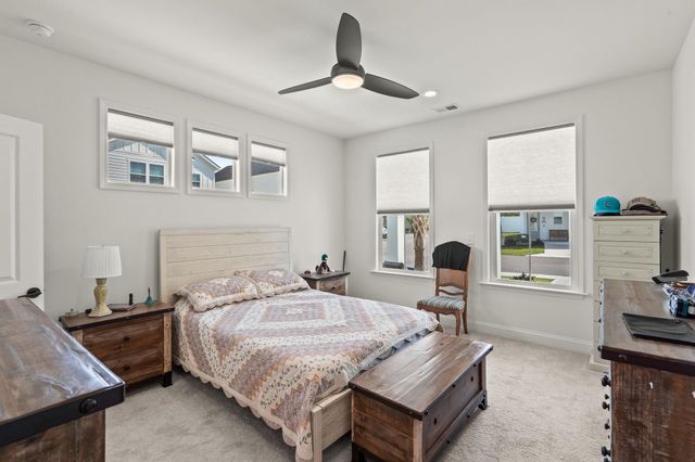 2527 Hillbourne Loop, North Myrtle Beach, SC 29582