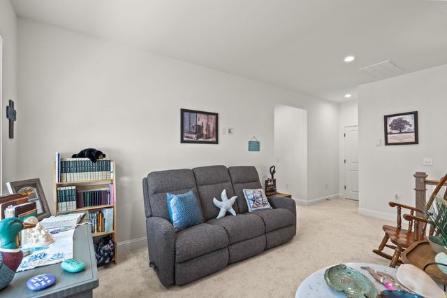 2527 Hillbourne Loop, North Myrtle Beach, SC 29582