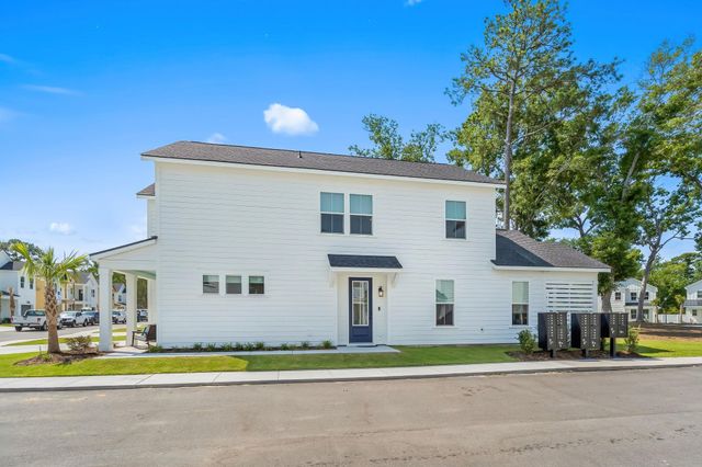 2527 Hillbourne Loop, North Myrtle Beach, SC 29582