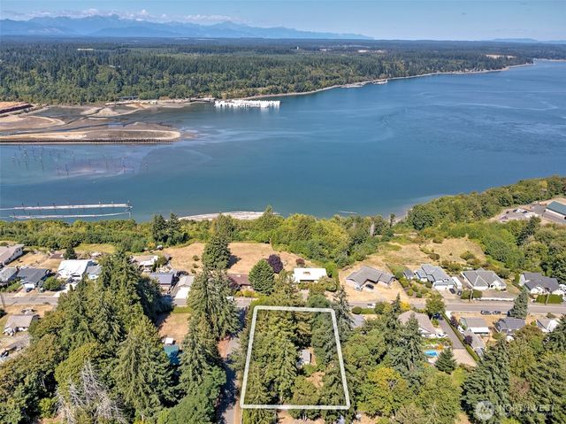 1306 Center Street, Shelton, WA 98584