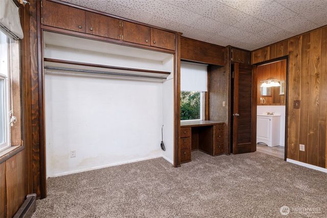 1306 Center Street, Shelton, WA 98584